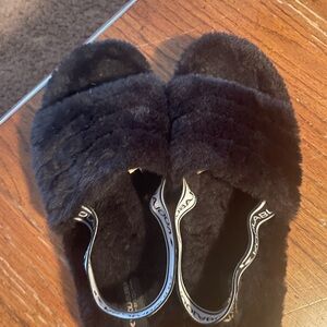 Koolaburra Fuzzy Slides Women's Slippers 6.5